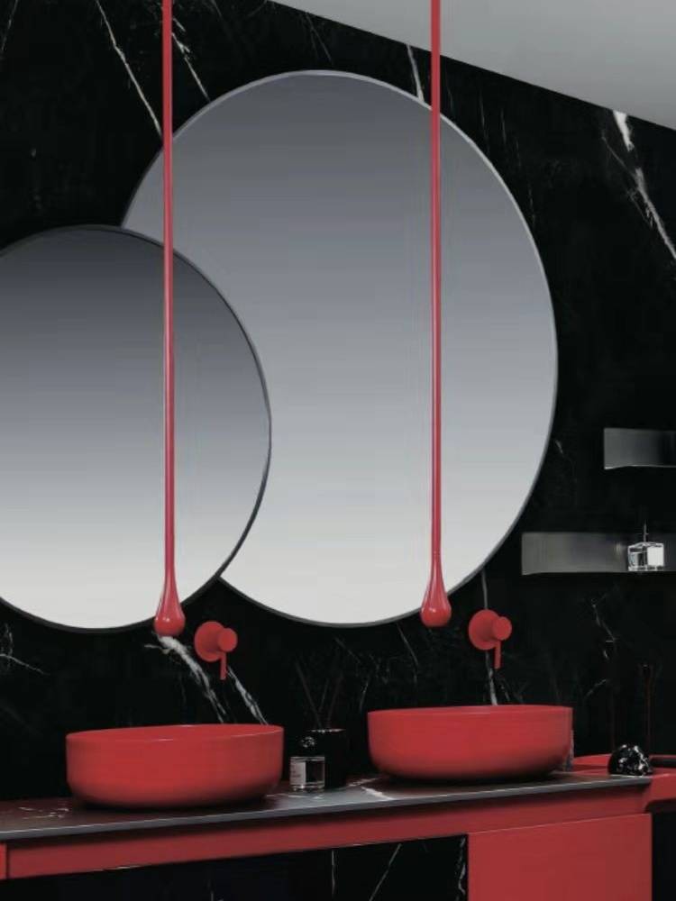 Ruby of the Faucet World: Beleuchtung des Charme